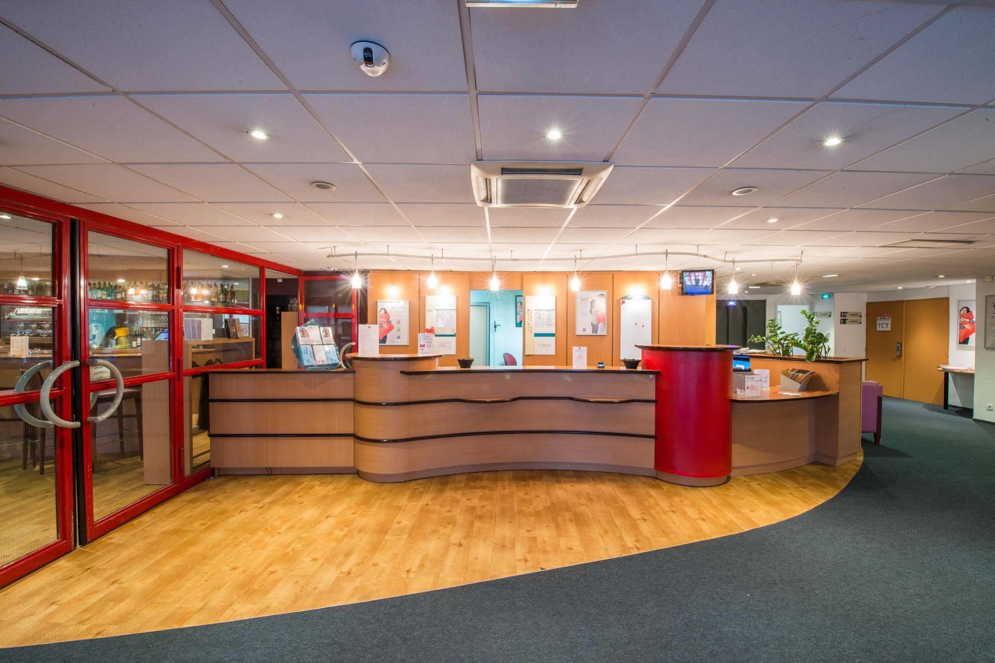 Ibis Nanterre La Defense Otel Dış mekan fotoğraf